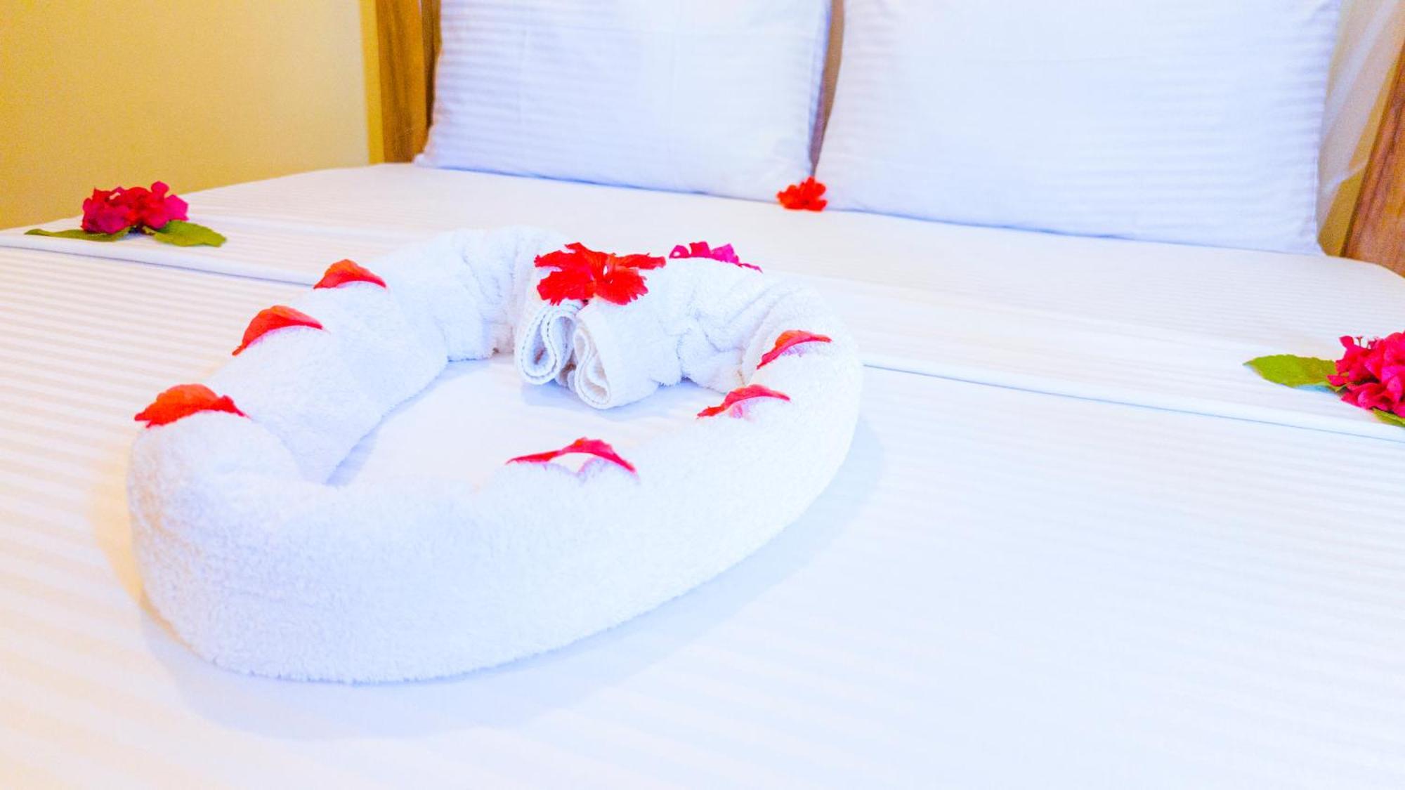 Sands Inn Hotel Пвани-Мчангани Экстерьер фото